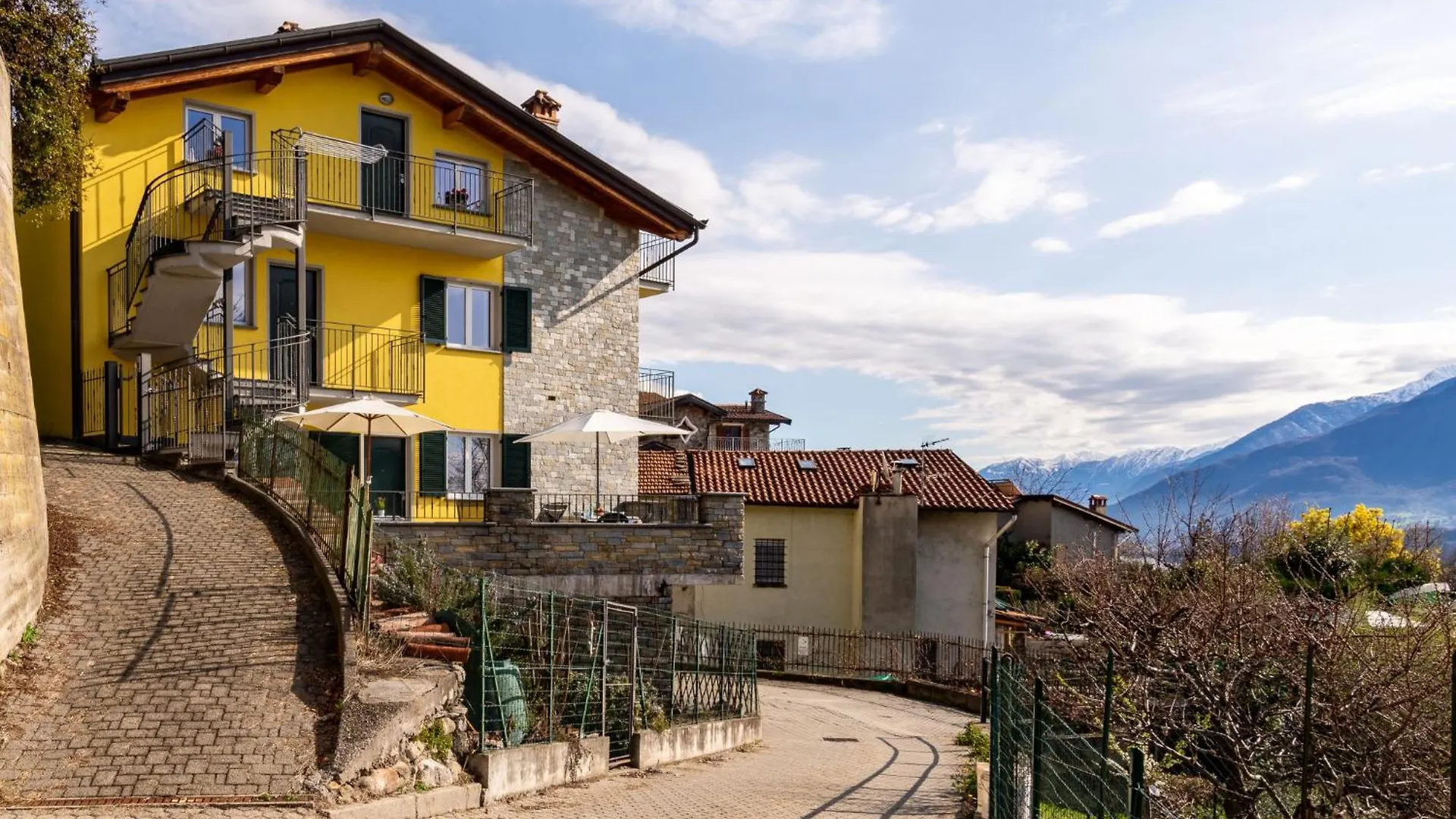 Apartment Raggio Di Sole Apartment A And B By Interhome Consiglio di Rumo Italien